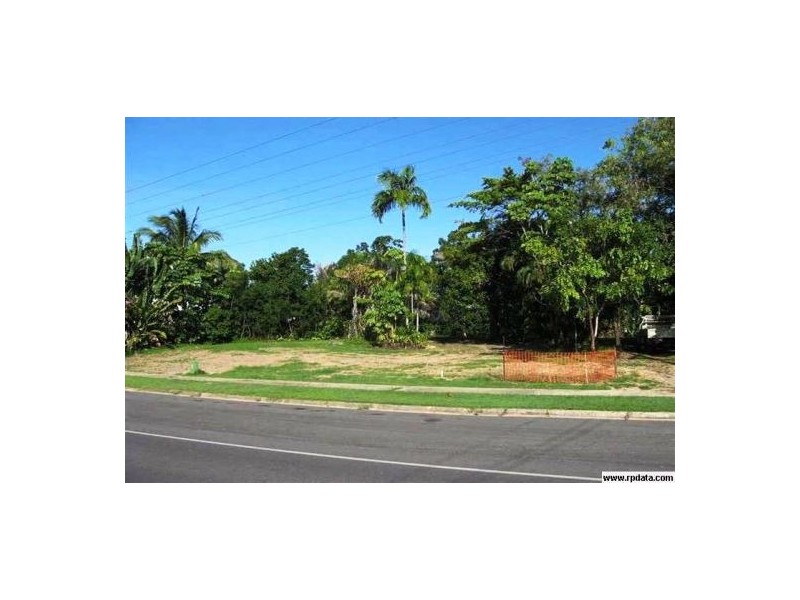 Clifton Beach QLD 4879