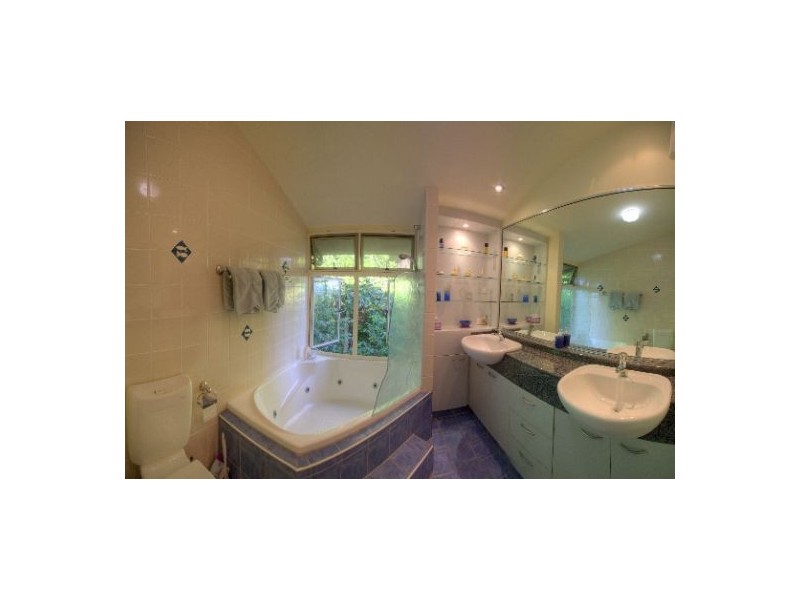 Cairns North QLD 4870