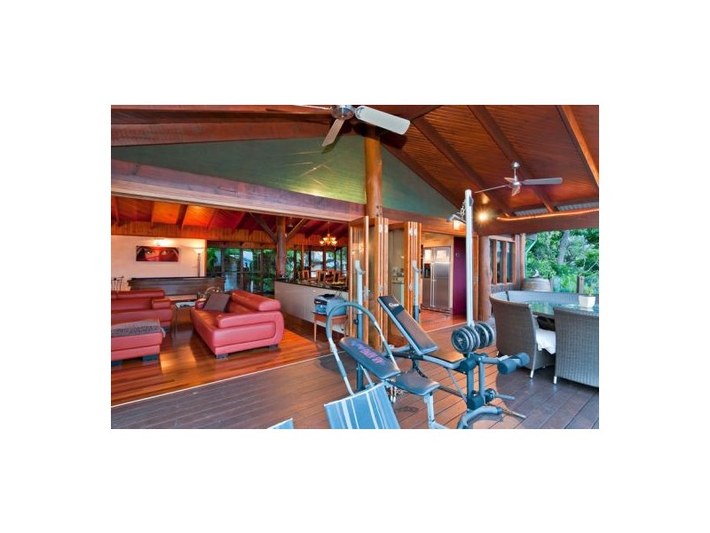 Trinity Beach QLD 4879