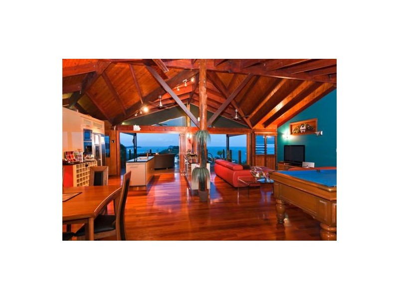 Trinity Beach QLD 4879