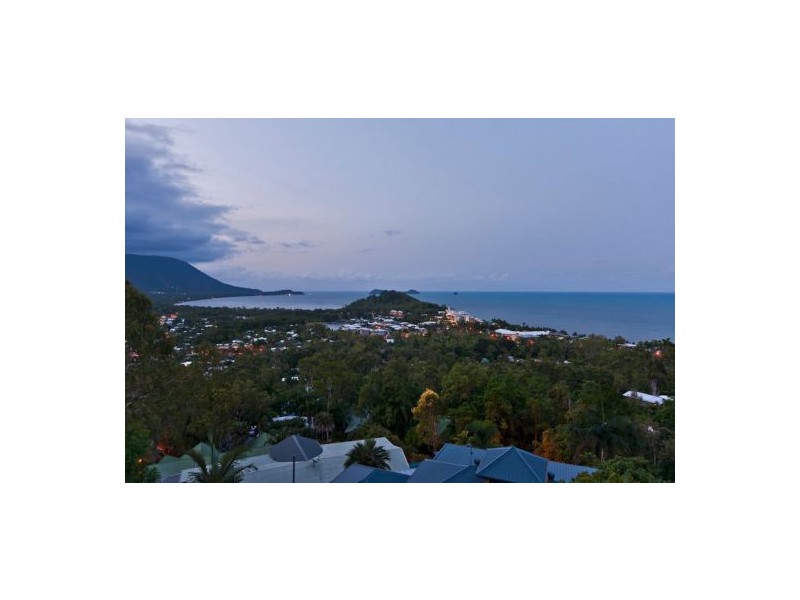 Trinity Beach QLD 4879