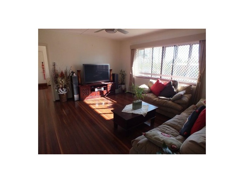 105 Russell Street, Maryborough QLD 4650
