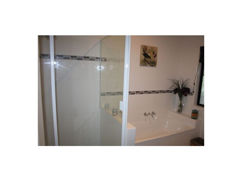 39 Charles Bruce Drive, Oakhurst QLD 4650