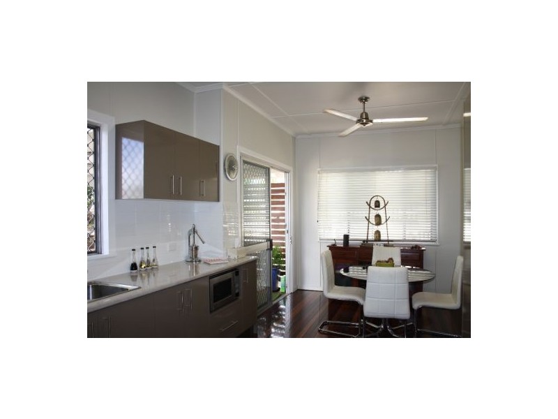 13 Premier Street, Maryborough QLD 4650