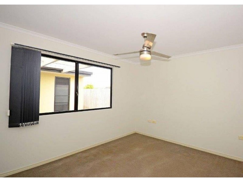 1/11 Lockerbie Court, Kawungan QLD 4655