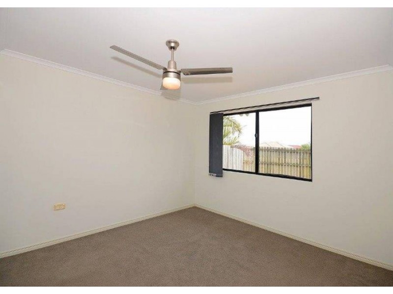 1/11 Lockerbie Court, Kawungan QLD 4655
