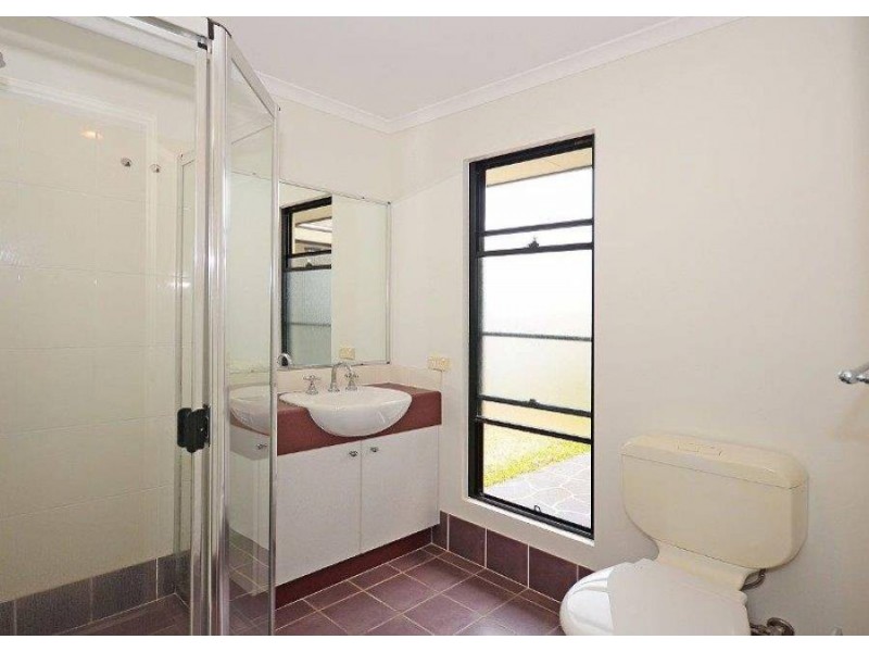 1/11 Lockerbie Court, Kawungan QLD 4655