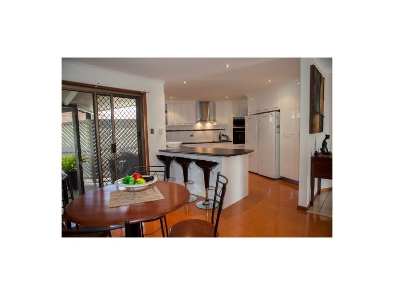 10 Sheldon Drive, Maryborough QLD 4650