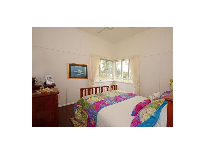 698 Walkers Point Road, Walkers Point QLD 4650