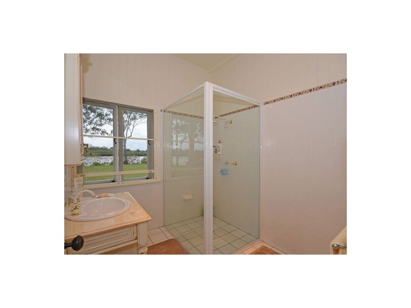 698 Walkers Point Road, Walkers Point QLD 4650