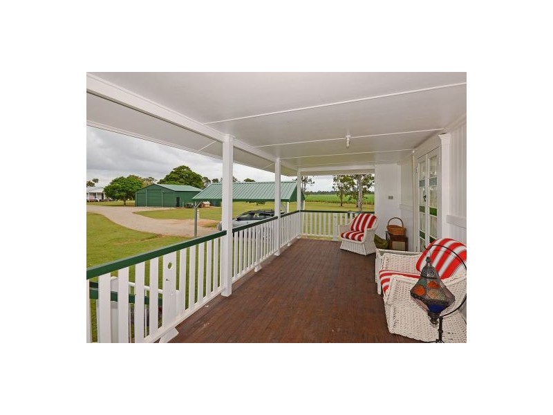 698 Walkers Point Road, Walkers Point QLD 4650