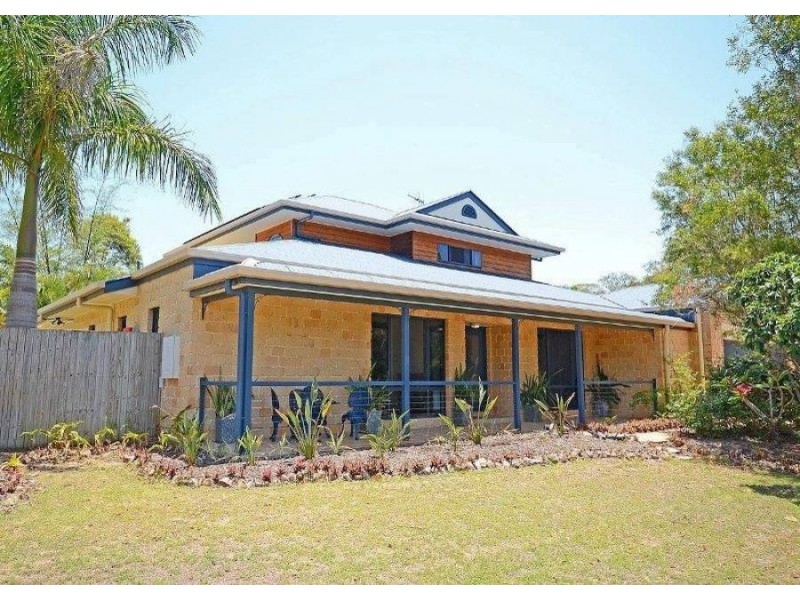 40 Pandanus Drive, Dundowran Beach QLD 4655