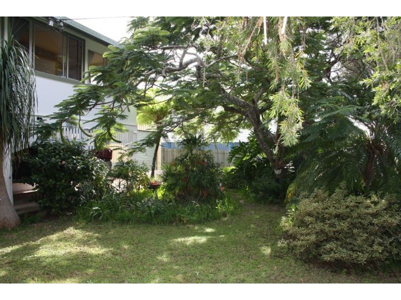 12 Yaralla Street, Maryborough QLD 4650