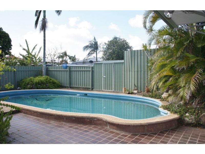 12 Yaralla Street, Maryborough QLD 4650
