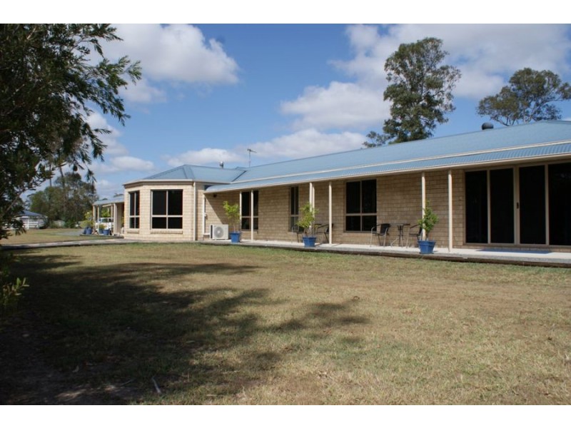 17 Meadow Drive, Yengarie QLD 4650