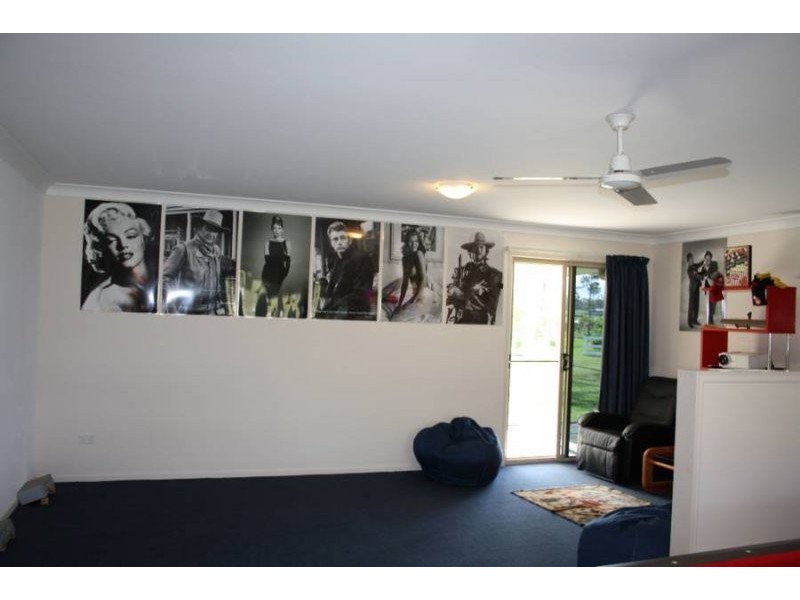 17 Meadow Drive, Yengarie QLD 4650