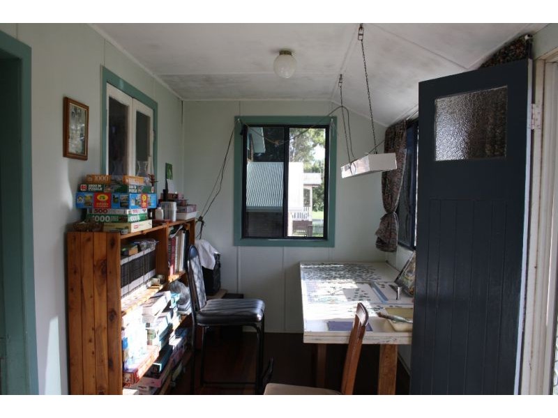 31 Regent Street, Granville QLD 4650