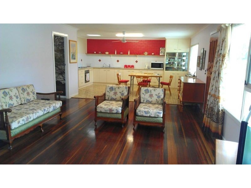 162 Tuan Esplanade, Tuan QLD 4650