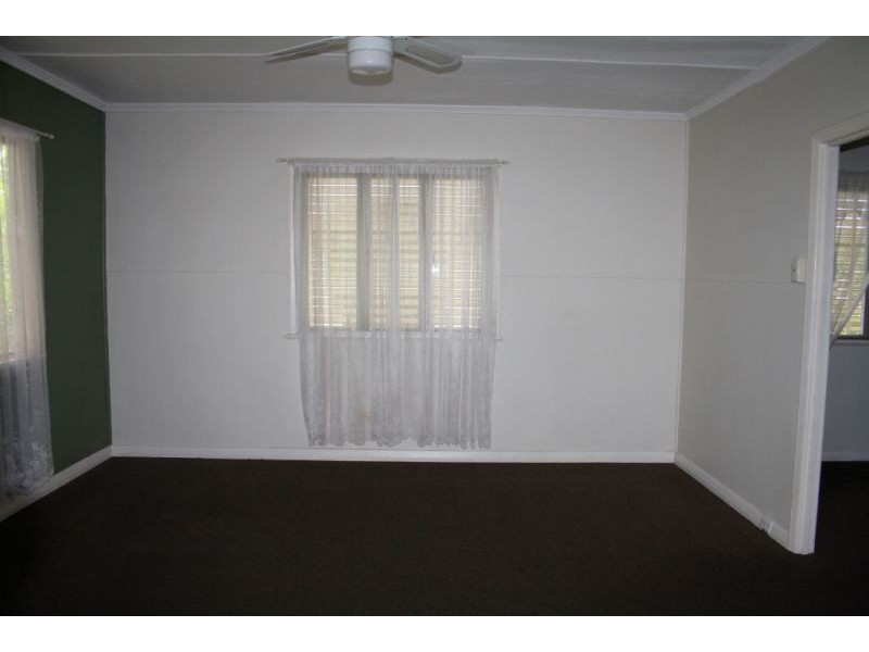 9 Wynne Parade, Maryborough QLD 4650