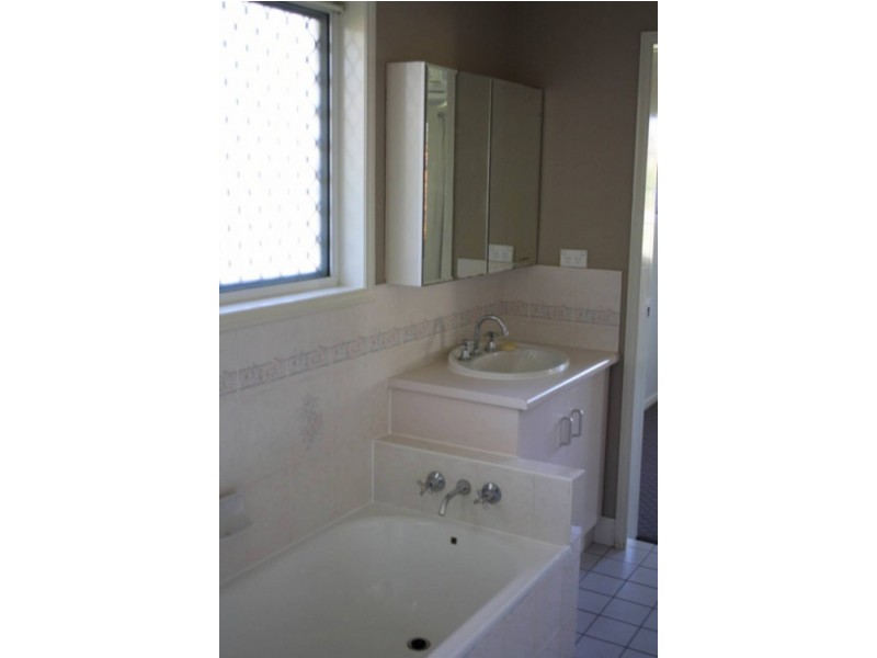 18 Jasmine Court, Tinana QLD 4650