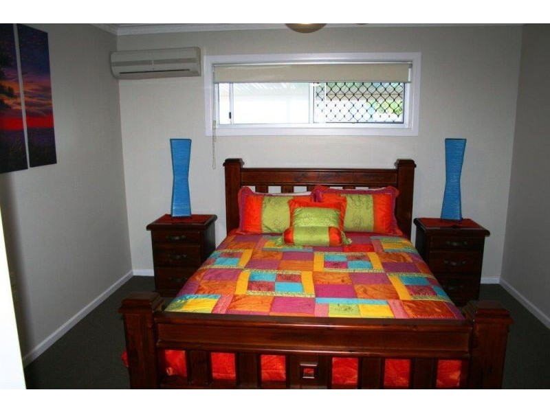 464 Esplanade, Torquay QLD 4655