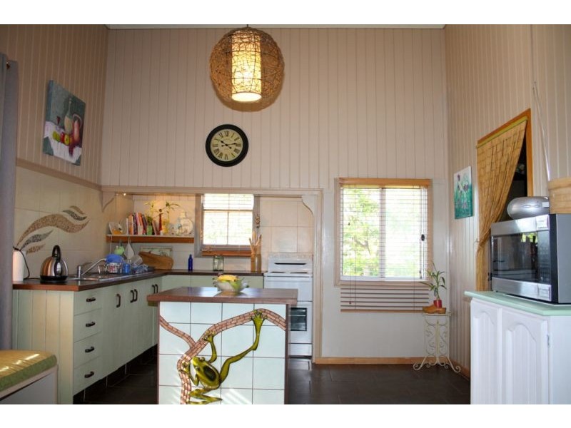 189 Ferry Street, Maryborough QLD 4650