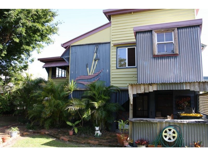 189 Ferry Street, Maryborough QLD 4650