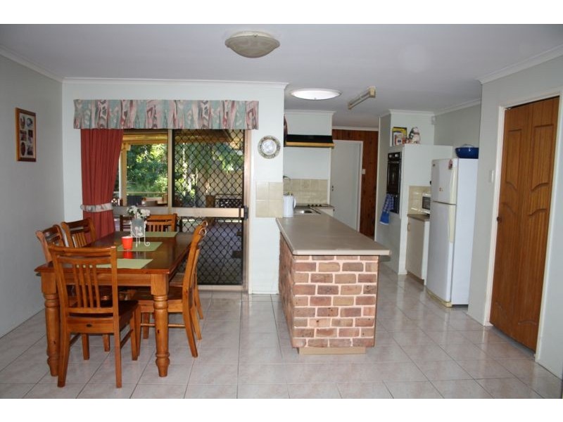 27 Jacaranda Avenue, Tinana QLD 4650