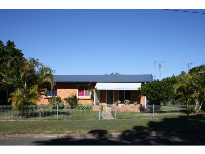 110 Boys Avenue, Maryborough QLD 4650