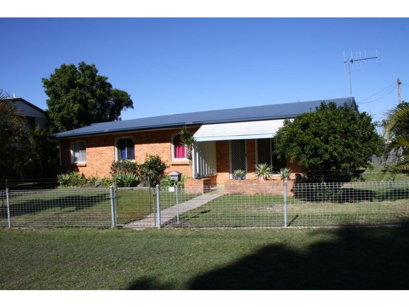 110 Boys Avenue, Maryborough QLD 4650