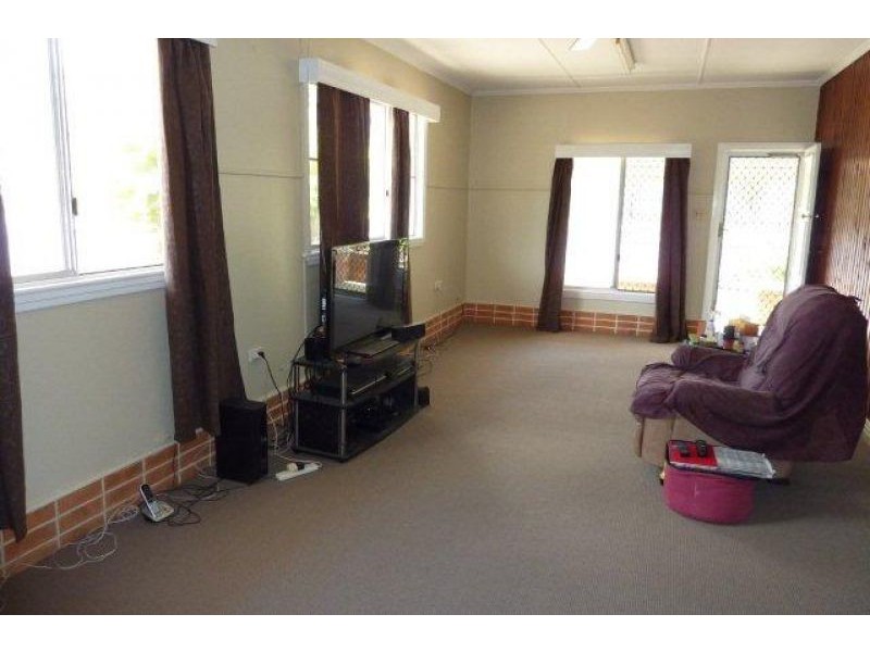 110 Boys Avenue, Maryborough QLD 4650