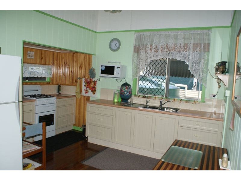 5 Fairlie Avenue, Maryborough QLD 4650