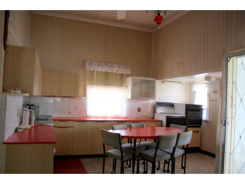 8 Garden Street, Maryborough QLD 4650