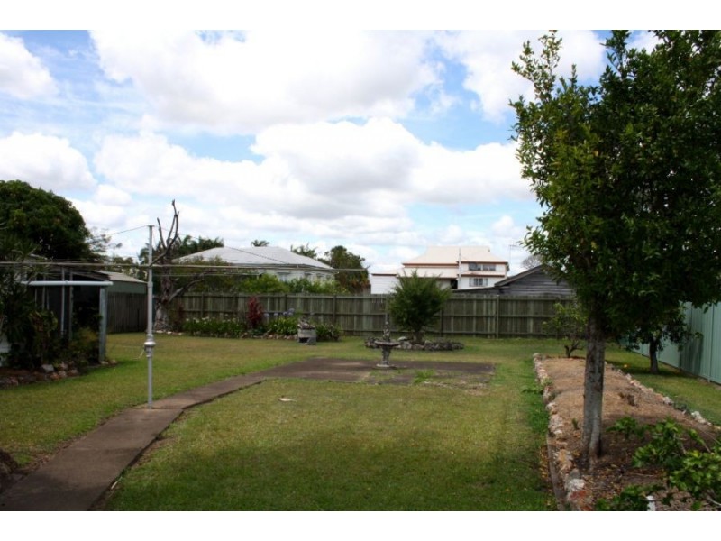 8 Garden Street, Maryborough QLD 4650