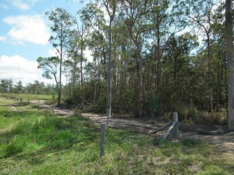 220 Old Mill Road, Yengarie QLD 4650