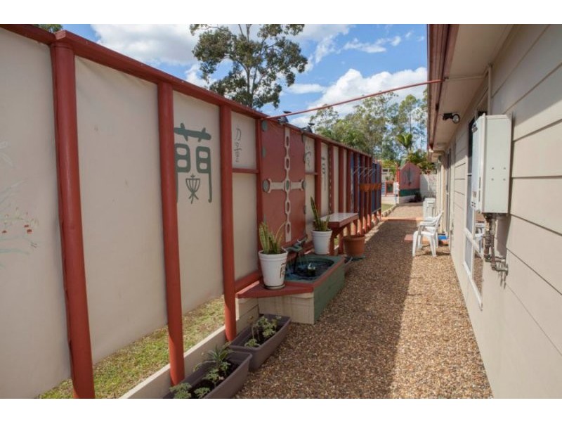 65 Lenthall Street, Aldershot QLD 4650