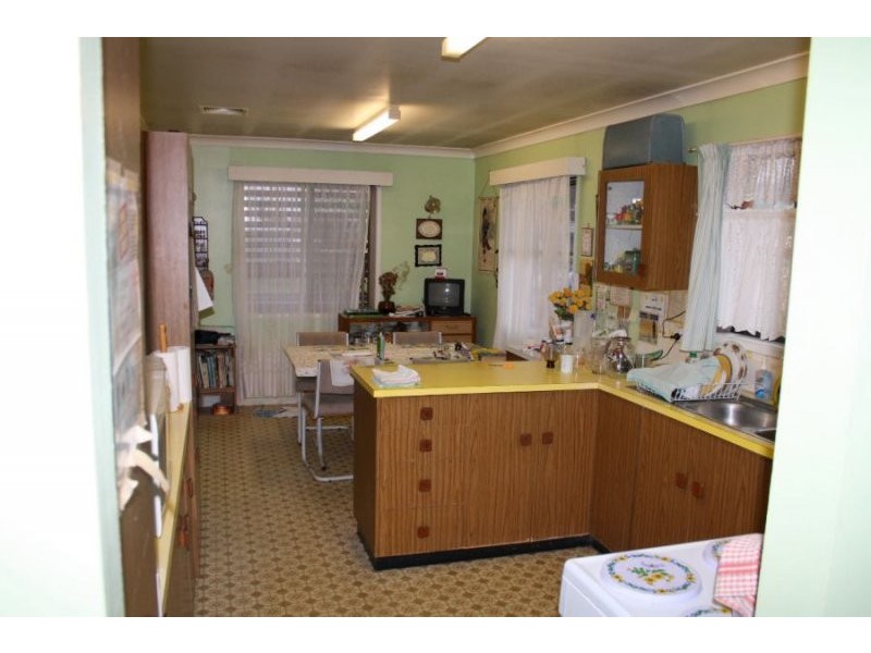 30 Fourth Avenue, Maaroom QLD 4650