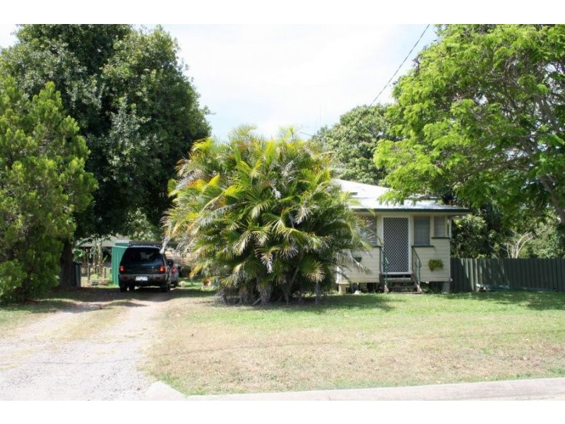 15 Hyne Street, Maryborough QLD 4650