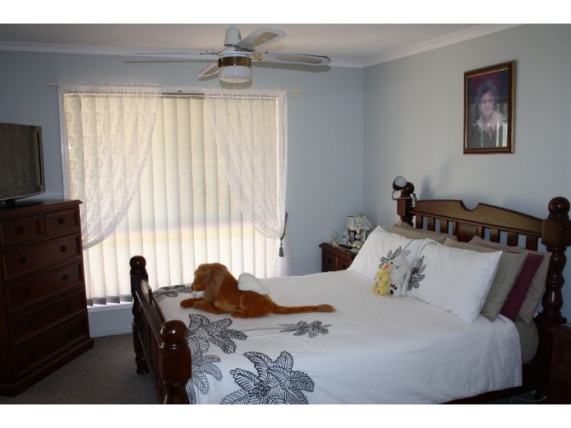11 Oxford Street, Bidwill QLD 4650