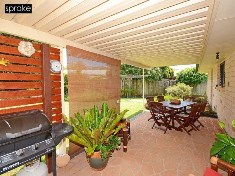 7 Aqualine Drive, Point Vernon QLD 4655