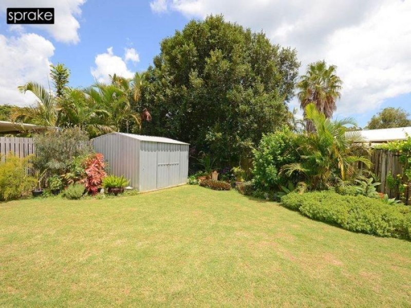 7 Aqualine Drive, Point Vernon QLD 4655