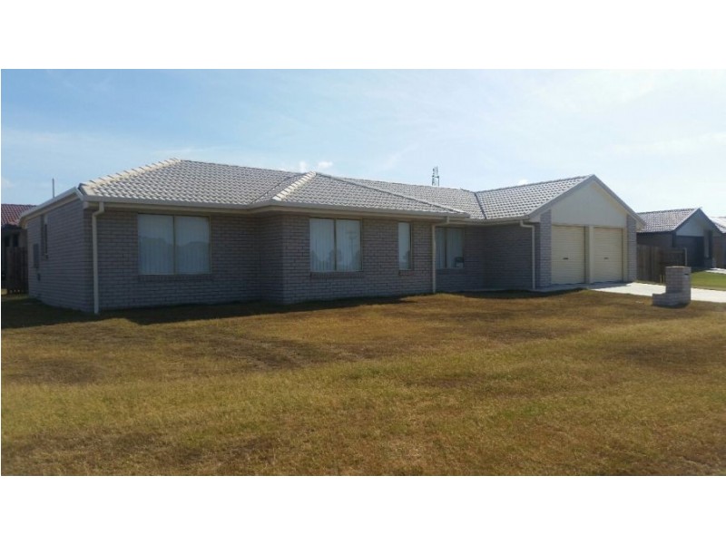 8 Bass Court, Hervey Bay QLD 4655
