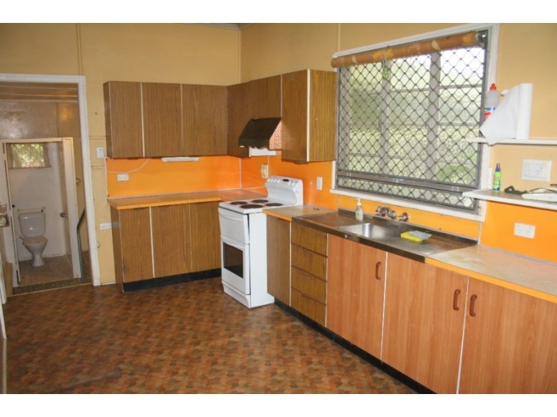 121 Queen Street, Maryborough QLD 4650