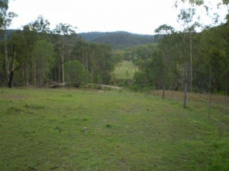 16 Hilltop Lane, Wonbah QLD 4671