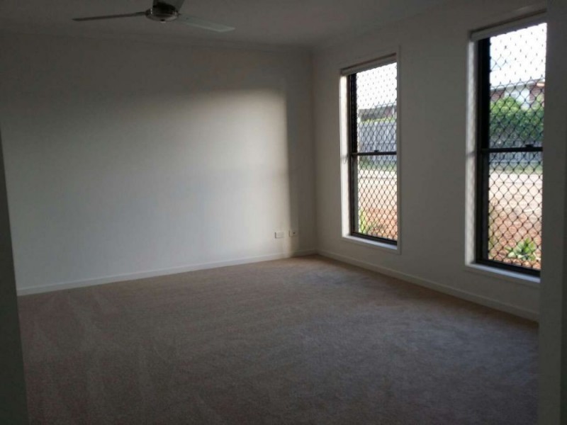 7 Jovi Court, Scarness QLD 4655