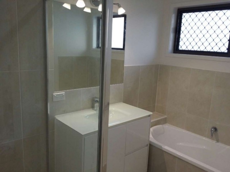 7 Jovi Court, Scarness QLD 4655