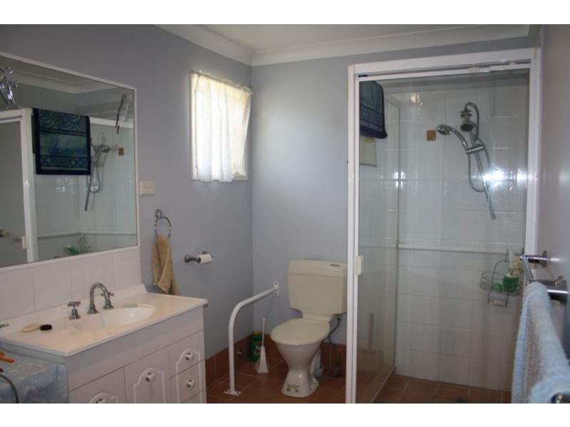 17 Walter Street, Tiaro QLD 4650