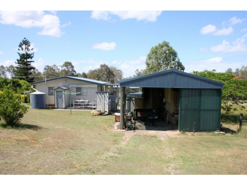 17 Walter Street, Tiaro QLD 4650