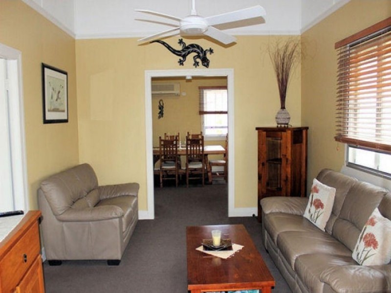 11 Carlson Avenue, Maryborough QLD 4650