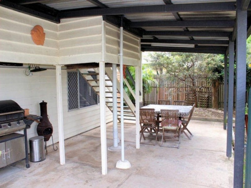 11 Carlson Avenue, Maryborough QLD 4650